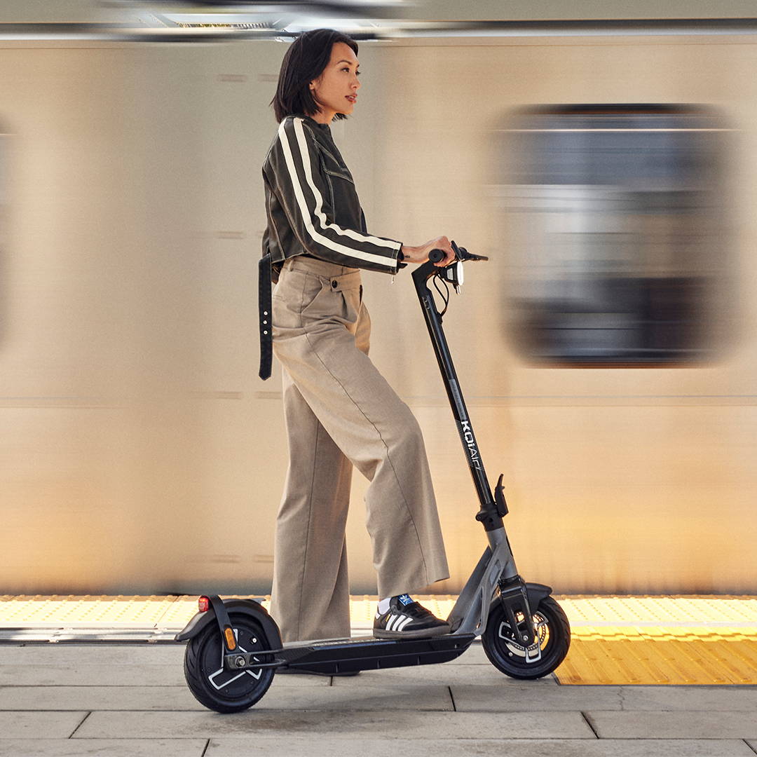 NIU KQi Air / Air X Carbon Leichtester Elektro-Roller (EU-Version)