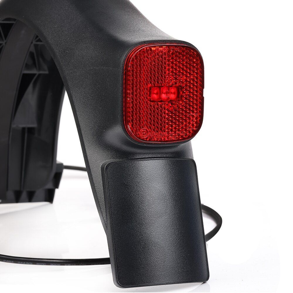 Ninebot F20 F25 F30 F40 Kotflügel mit Rücklicht